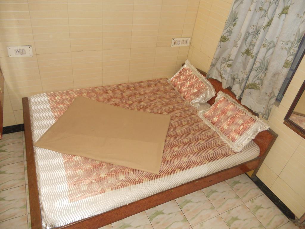 Royal Resorts Yercaud Chambre photo
